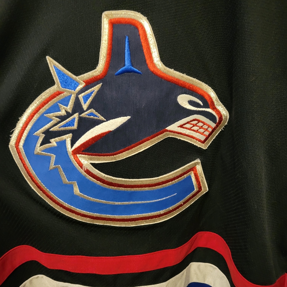 Vintage Vancouver Canucks Jersey (13) Men's XL - See Photos For Flaws - Picture 13 of 14